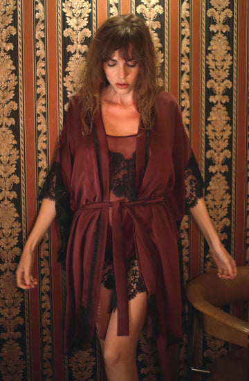 Betty Kimono – Shell Belle Couture